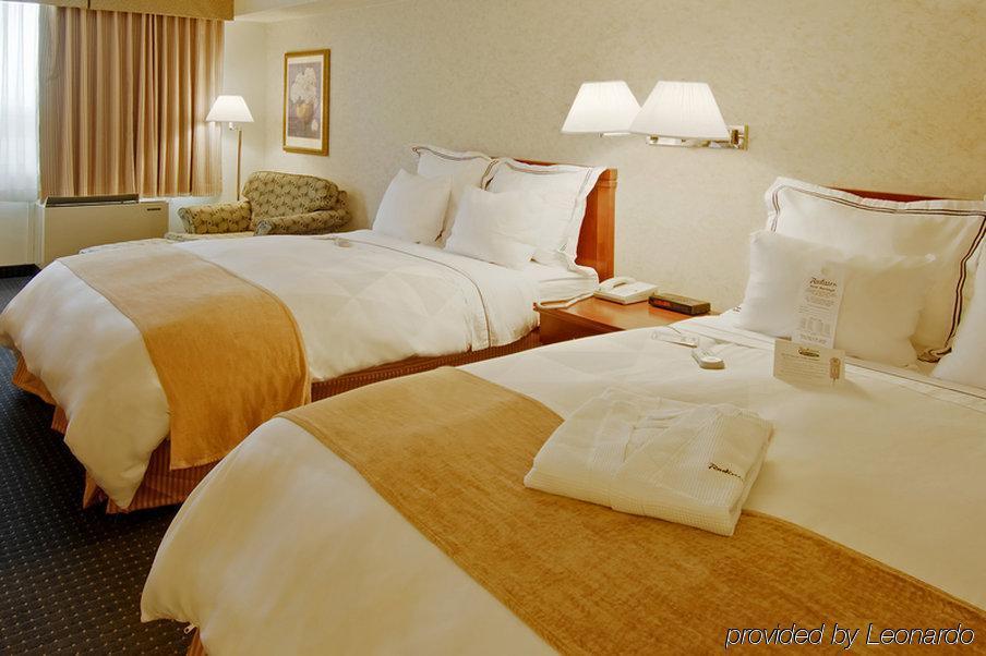 Doubletree By Hilton Windsor, On Hotel Phòng bức ảnh